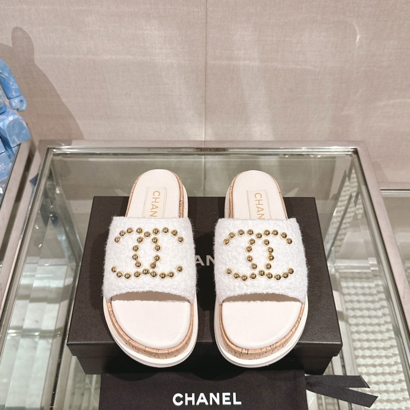 Ch*el slippers